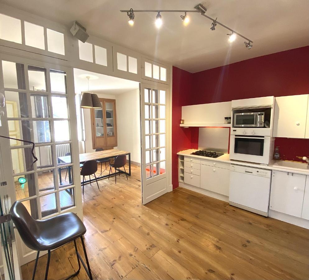 Floydroom'S Pau Chambre Hotes Dans Appartement Partage Proche Chateau Экстерьер фото